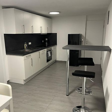 Home-For-You-Ferienwohnung Monteurwohnung بوتشين المظهر الخارجي الصورة